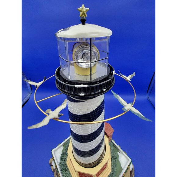 Vintage Mr. Christmas Holiday Cape Hatteras Animated Lighted Sound Lighthouse - Picture 13 of 17